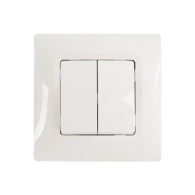 Legrand 2'li Komütatör Anahtar Salbei Serisi (Beyaz) 767106